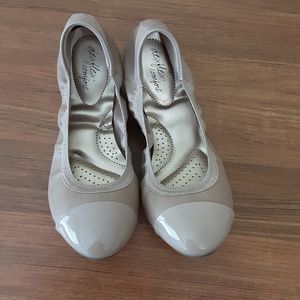 DEX-FLEX SLIP ON WITH ELASTIC BACK